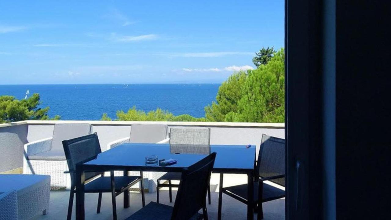 Apartments Villa Sofia Crveni Vrh Buitenkant foto