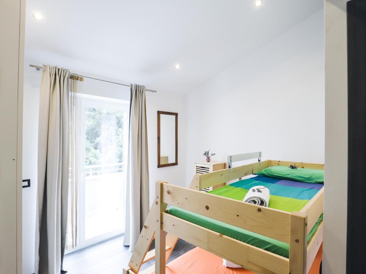 Apartments Villa Sofia Crveni Vrh Buitenkant foto