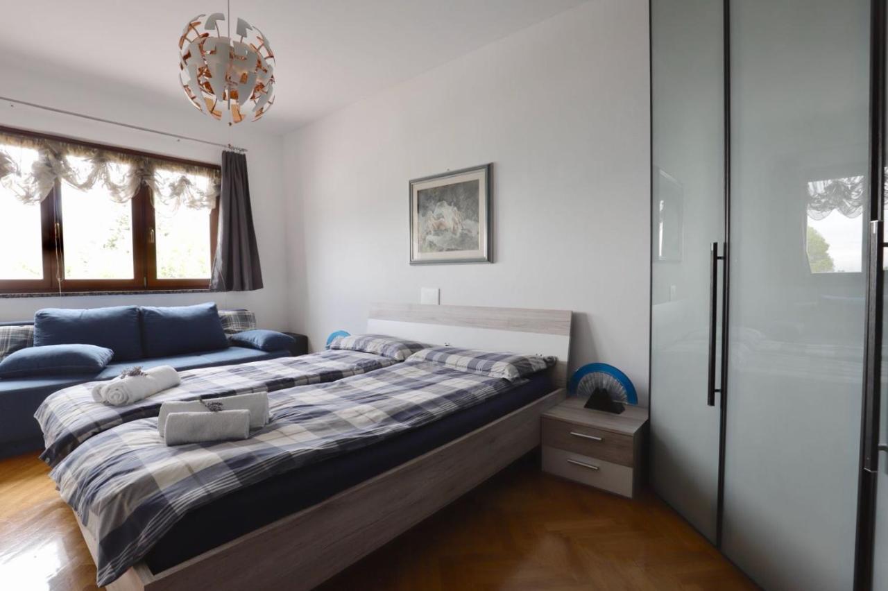 Apartments Villa Sofia Crveni Vrh Buitenkant foto
