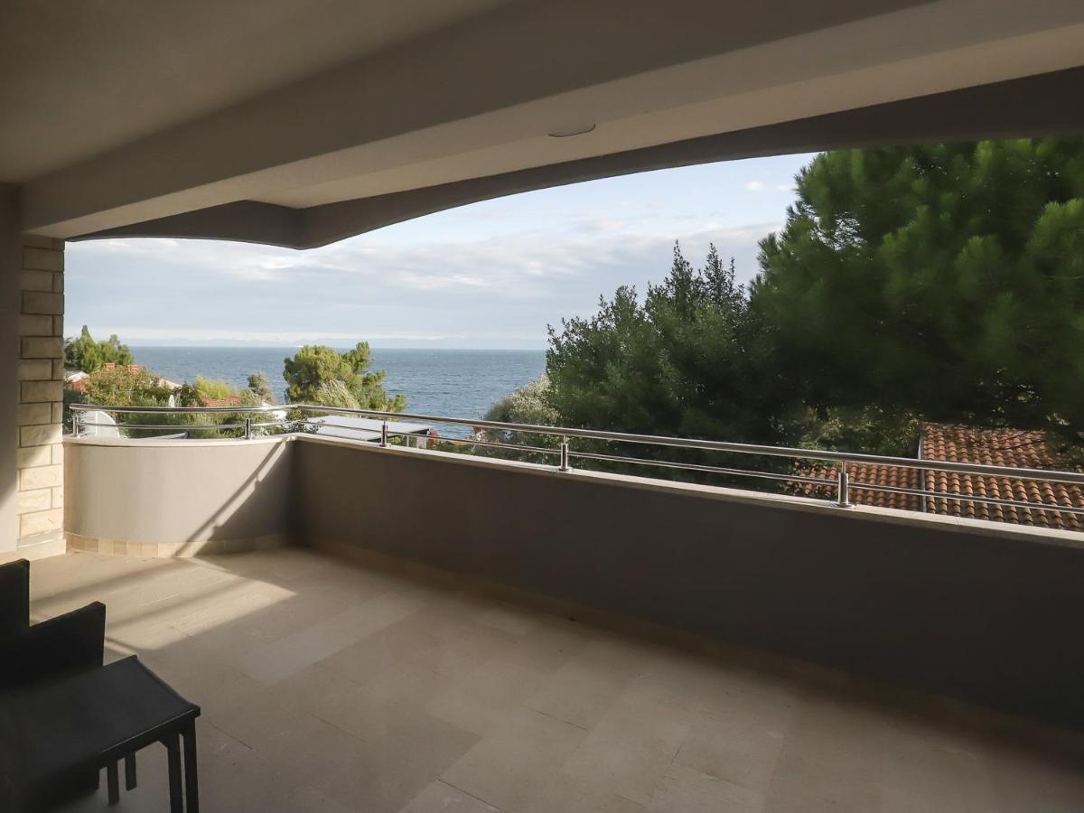 Apartments Villa Sofia Crveni Vrh Buitenkant foto