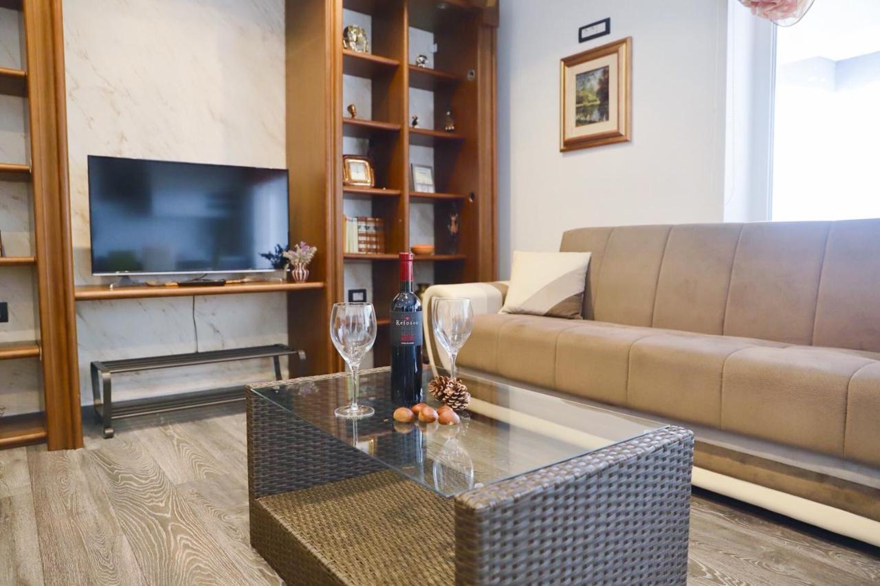 Apartments Villa Sofia Crveni Vrh Buitenkant foto